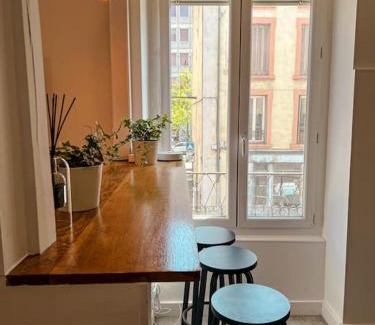 Valence Apartment | Le spacieux et confortable à 15min de la gare