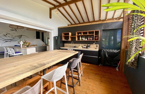 Le Gosier Villa | Le Spot Caraibes, entire home in Guadeloupe