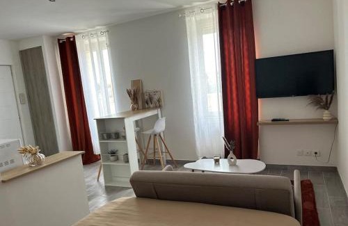 Chalon-sur-Saone Apartment | Le Studio de l'Avenue