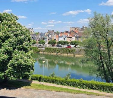 Charleville-Mezieres Apartment | Le studio du quai