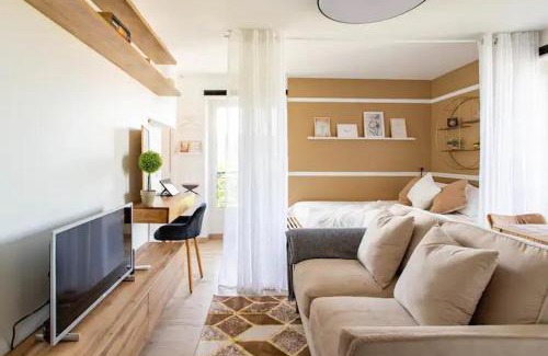 Boissy-Saint-Leger Apartment | Le studio Parisien