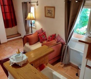 Lauris Apartment | Le Térébinthe Gîte