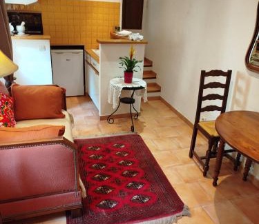 Lauris Apartment | Le Térébinthe Gîte