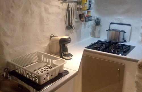 Malaucene Apartment | "LE Temps Suspendu"studio de Charme3,filet de Détente Suspendu