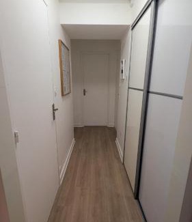 Redon Apartment | Le Terra Redon - T2 tout équipé avec balcon, local vélo et gare à 6 minutes à pied