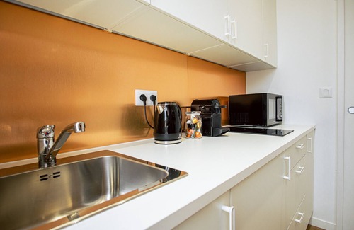 Serin Apartment | Le Terracotta - Joli studio Metro D Valmy et quais de Saone