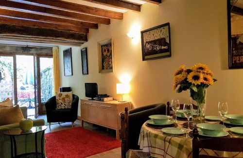 Les Eyzies House | Le Tournesol, Le Banquet aux Eyzies