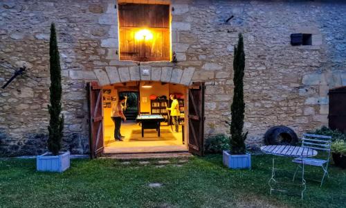 Les Eyzies House | Le Tournesol, Le Banquet aux Eyzies