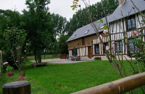 Saint-Paer House | Le Trèfle à Quatre Feuilles