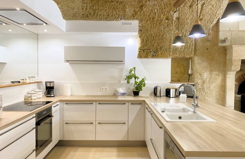 Vouvray House | Le troglo des Cromignons