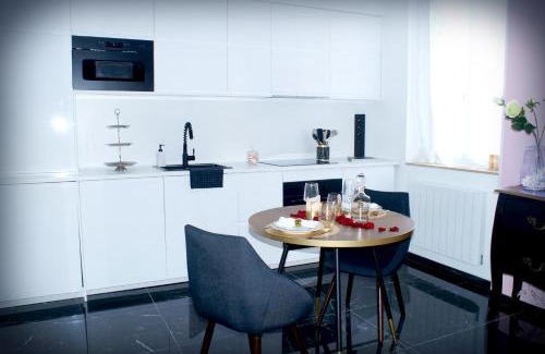 Montchapet Apartment | Le Vénus - Appartement SPA Privatif Balnéo Sauna