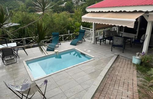 Vieux-Habitants House | Le val de lys-piscine privée