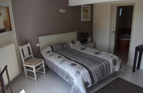Lassy Bed & Breakfast | LE VAL