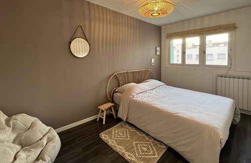 Saint Michel Apartment | Le Valentin : Charmant T3 proche métro