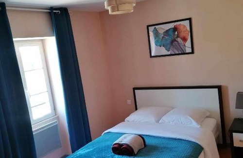 Villegouin Hotel | le valoria delph et greg