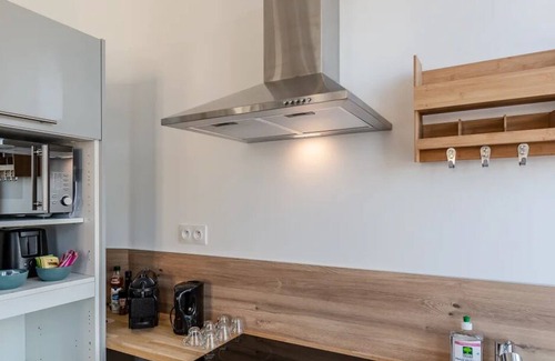 Honfleur Apartment | Le Vannier | Private Garage | Balcony | 2 Guests