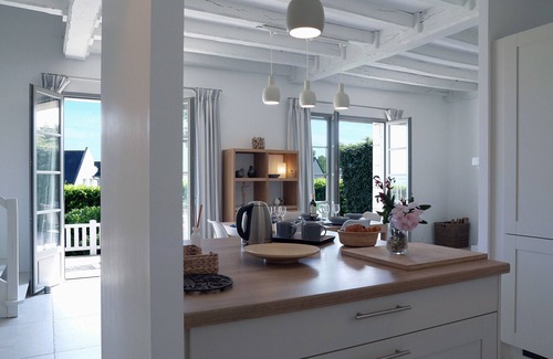 Saint-Meloir-des-Ondes Villa | Le Vaulérault