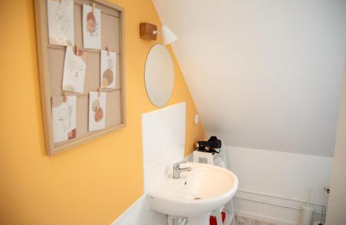 Moussy-le-Vieux Apartment | Le Velvet proche aéroport CDG I Paris I Astérix