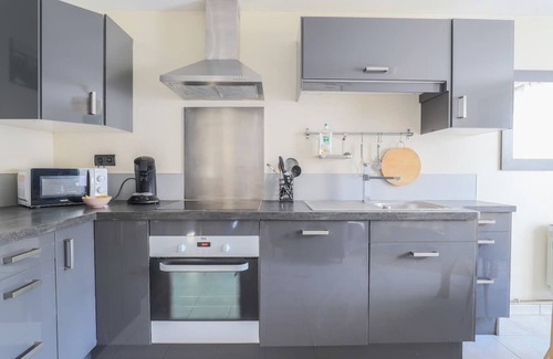 Amiens Apartment | Le Verdun - Terrasse, Parking, Gare