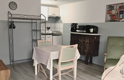 Lens Apartment | Le Vert Rotin