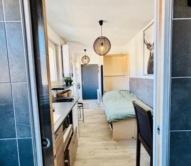 Gien Apartment | Le Victor Hugo