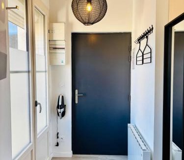 Gien Apartment | Le Victor Hugo