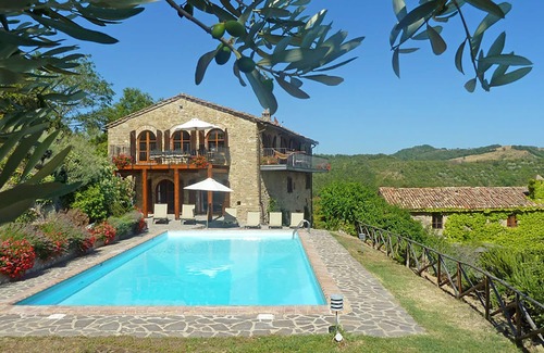 Montelovesco Villa | Le Vignaie - Relaxing villa with incredible views