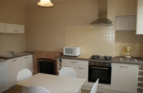 Polisot House | Le Village - POLISOT