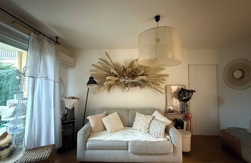 Lattes Apartment | Le Vinci F2 cosy and garden