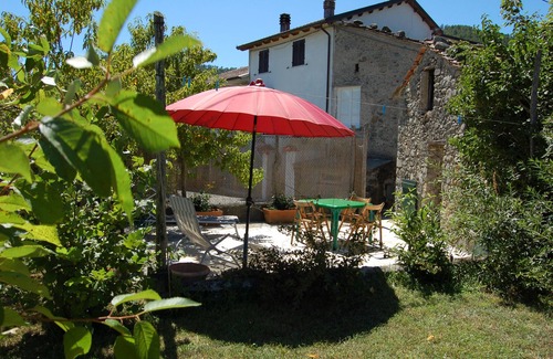 Sesta Godano Condo | Le Volte, romantic apartment, 2+1 pers., terrace, garden