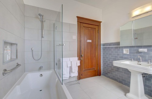 Haute-Ville Bed & Breakfast | Le Widor, Petit Hôtel