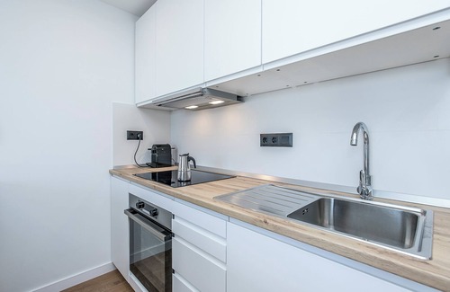 Llano del Moro Apartment | Lea´s Modern Attic Escape with Peaceful Terrace
