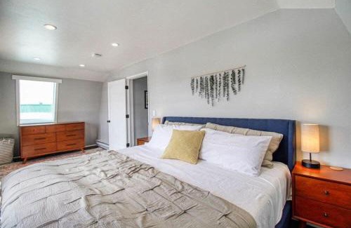 Leadville North House | Leadville Dairy Flat - 2 Bed with Office and HOT TUB