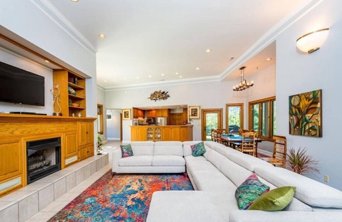 Marshall House | Leaf Change Special Villa at Stony Woods near Asheville Pet Friendly