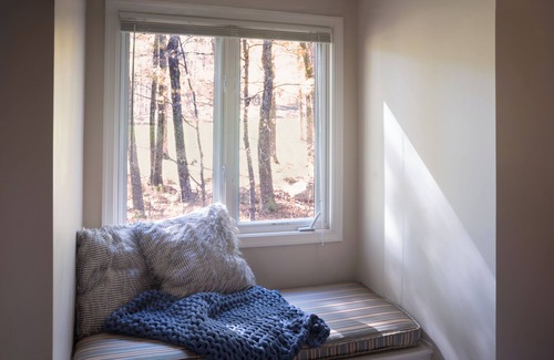 Chestnut Springs House | Leaf Peep at Serenity Summit - Your Family Retreat!