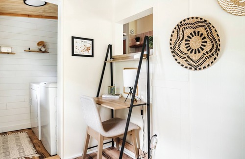 Old Fort House | Leaf peeping views-minutes to downtown-stargazing-25 minutes to Asheville