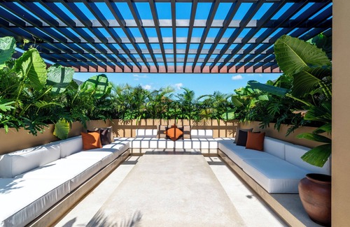 Banjar Semer Villa | Leaf Villas Berawa - 4 Bedrooms with Jaccuzi
