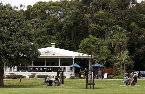 Stanwell Park House | Leafy beachside retreat