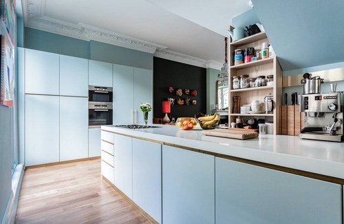 Notting Hill Apartment | Leamington Road Villas II by onefinestay