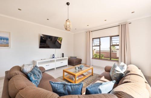 Vineta House | Leander's Cottage