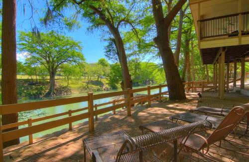 New Braunfels House | Leaning Oak PRD 923