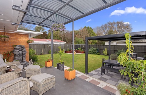 Avonhead Cottage | Leave of Absence - Christchurch Holiday Home