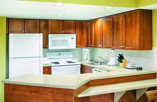 Pompano Beach Resort | Leave your worries at the door!