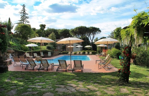 Alberi Villa | Lebbio - Entire property with private pool