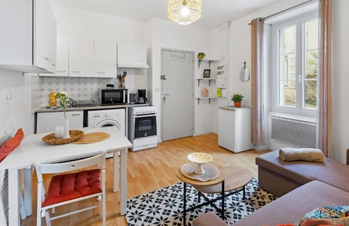 Vertou Apartment | Lecour - Confortable et central