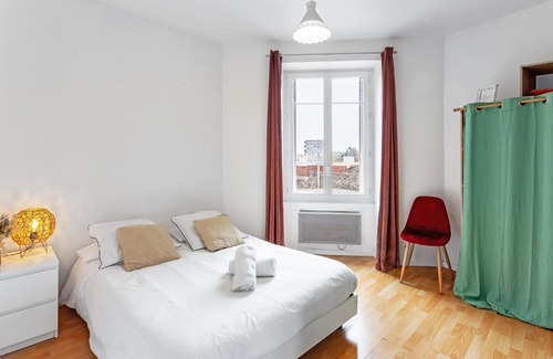 Vertou Apartment | Lecour - Confortable et central