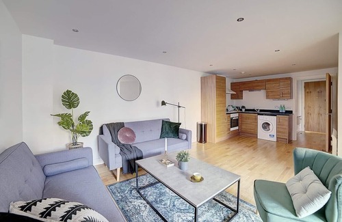 Leeds Apartment | Leeds Docks High-end 2Bed
