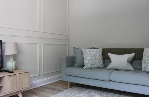 Chapeltown Apartment | Leeds Urban Retreat - Modern 2 bed Apartment