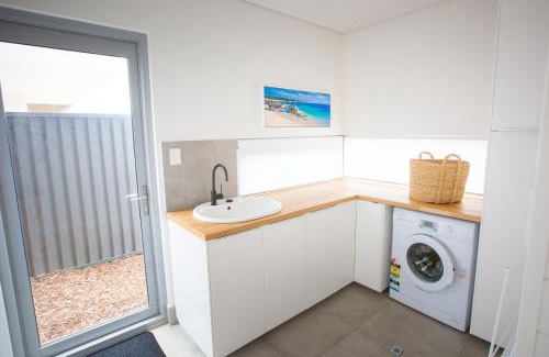 Gracetown House | Lefties @ The Bay, Gracetown, Margaret River - NEW