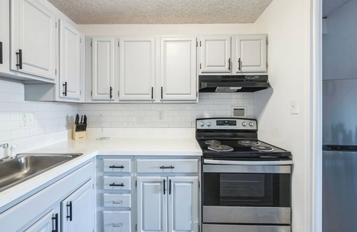 Richmond Apartment | Legacy at Imperial Village 601 I 2 Bed 2 Bath